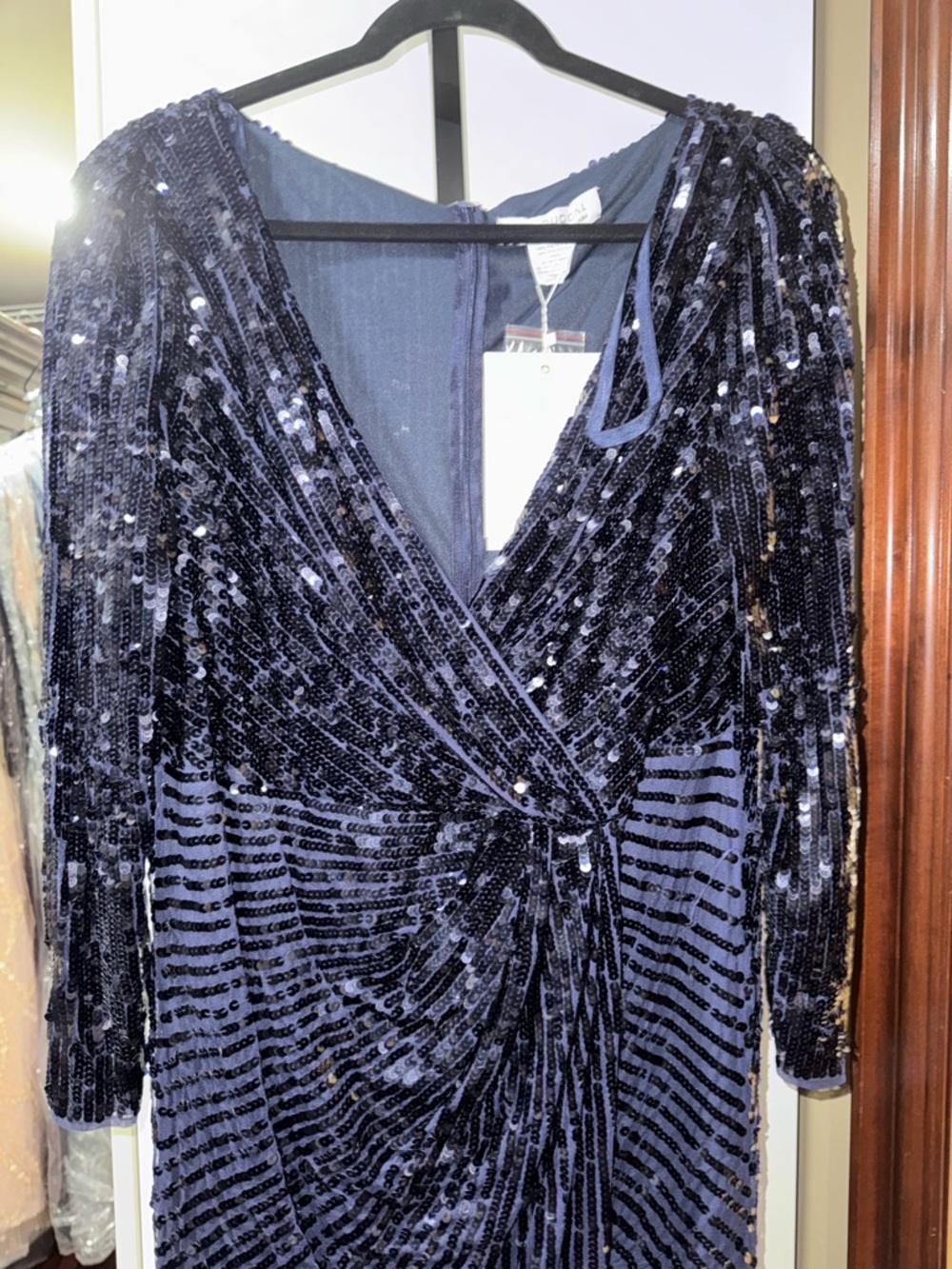 V neckline long gown ruched surplice bodice and front high slit - Picture 5 of 6